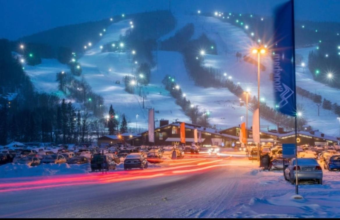 Condo Ski-In Ski-Out Стоунхем Екстериор снимка